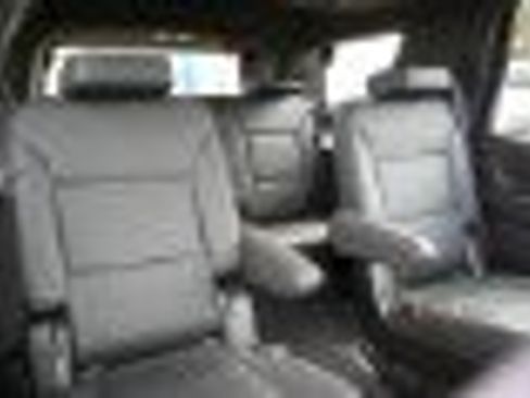 Used 2021 Chevrolet Tahoe Z71 w/ Z71 Off-Road Package image 14