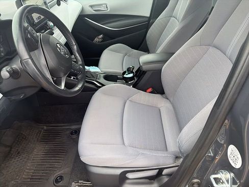 Used 2023 Toyota Corolla SE image 4