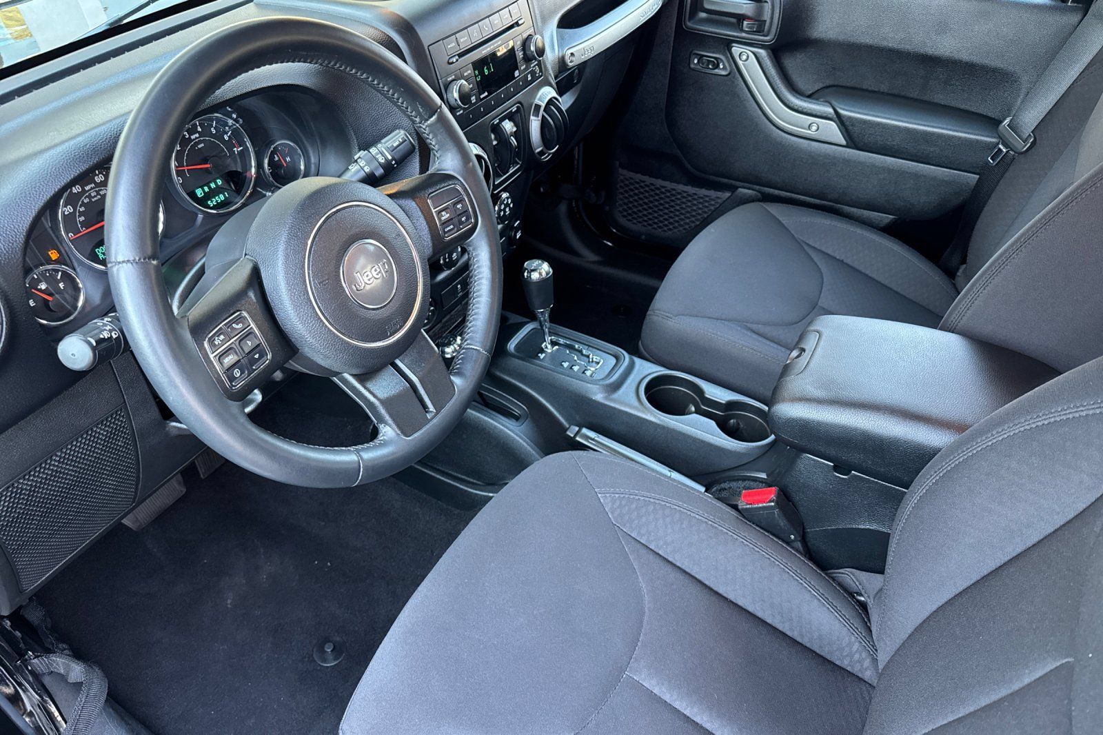 Used 2014 Jeep Wrangler Unlimited Sport w/ Quick Order Package 24S AWD/4WD image 10