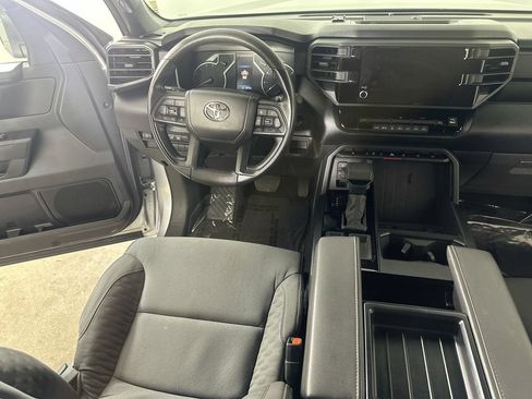 Used 2025 Toyota Tundra SR AWD/4WD image 16