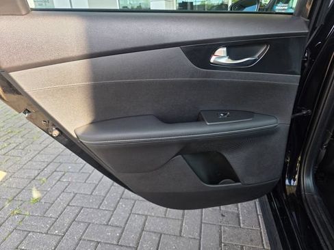 Used 2023 Kia Forte GT-Line FWD image 16