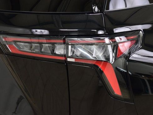 New 2026 Chevrolet Equinox LT FWD image 19