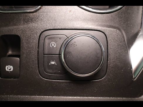 Used 2023 Chevrolet Traverse LS w/ Safety Package FWD image 12