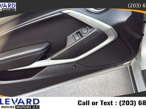 Used 2017 Chevrolet Camaro LT RWD image 20