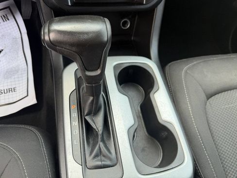 Used 2018 Chevrolet Colorado LT w/ Redline Special Edition RWD image 14