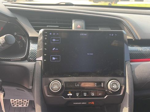 Used 2018 Honda Civic Sport image 15