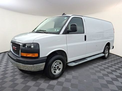 Used 2024 GMC Savana 2500 w/ Driver Convenience Package RWD image 3