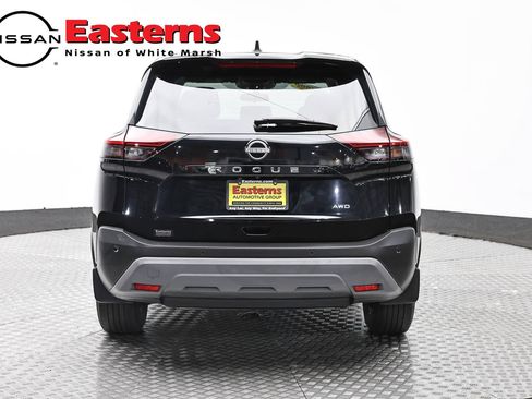 Used 2023 Nissan Rogue S AWD/4WD image 6