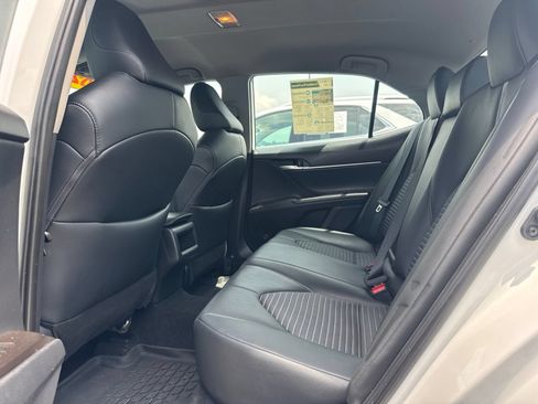 Used 2024 Toyota Camry SE FWD image 13