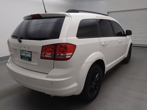 Used 2020 Dodge Journey SE w/ SE Popular Equipment Group image 9
