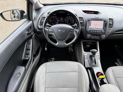 Used 2015 Kia Forte EX w/ Premium Package FWD image 18