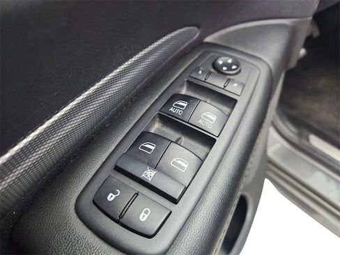 Used 2019 Dodge Durango GT image 23