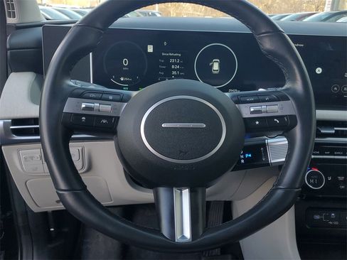 Used 2025 Hyundai Tucson SEL image 14