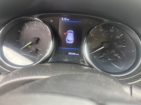 Used 2020 Nissan Rogue Sport S FWD image 7
