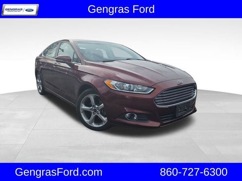 Used 2015 Ford Fusion SE w/ Equipment Group 201A FWD image 1