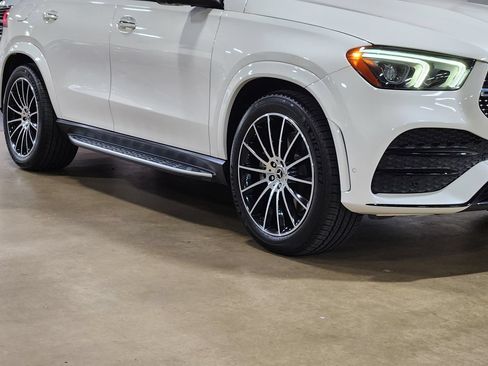 Used 2021 Mercedes-Benz GLE 450 4MATIC image 16