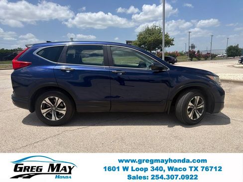 Used 2017 Honda CR-V LX image 2