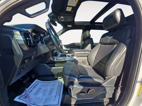 Certified 2025 Ford F150 Platinum w/ Equipment Group 702A High AWD/4WD image 6