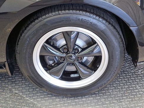 Used 2008 Ford Mustang GT RWD image 30