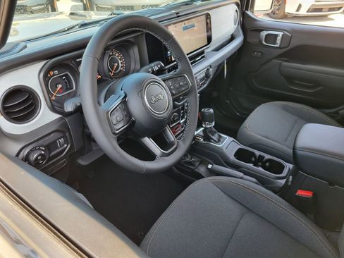 New 2026 Jeep Gladiator Willys image 3