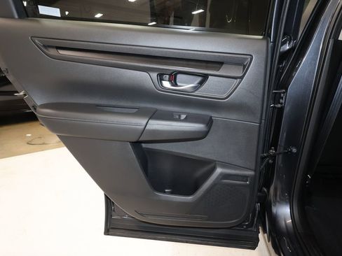 Used 2025 Honda CR-V LX image 20