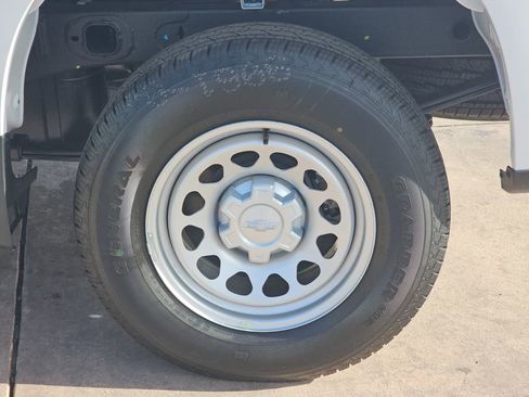 New 2026 Chevrolet Silverado 1500 W/T w/ WT Value Package image 36