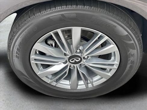 Used 2023 INFINITI QX80 Luxe w/ Cargo Package RWD image 29