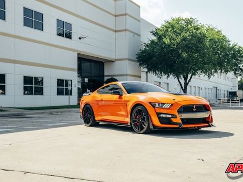Used 2020 Ford Mustang Shelby GT500 w/ Technology Package RWD image 52