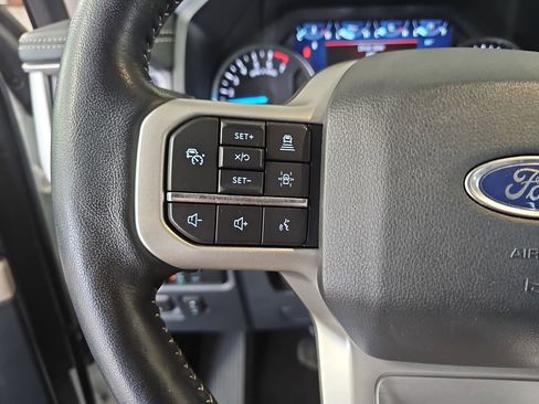 Used 2022 Ford Expedition XLT RWD image 17