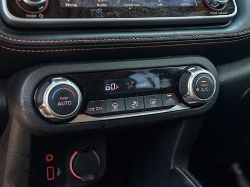 Used 2020 Nissan Kicks SR FWD image 23
