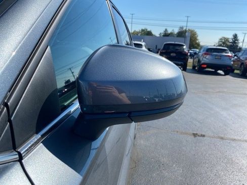 New 2025 Volkswagen Taos SE image 16