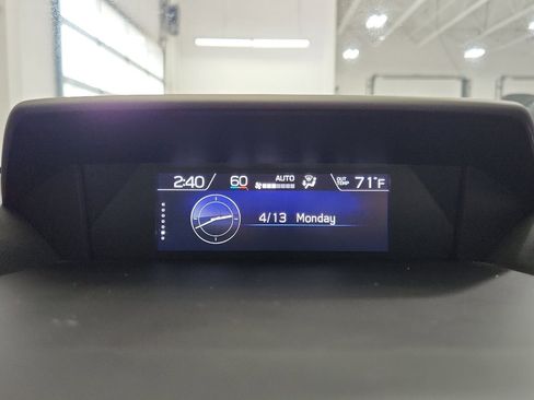 Used 2020 Subaru Crosstrek 2.0i Limited w/ Moonroof Package image 17