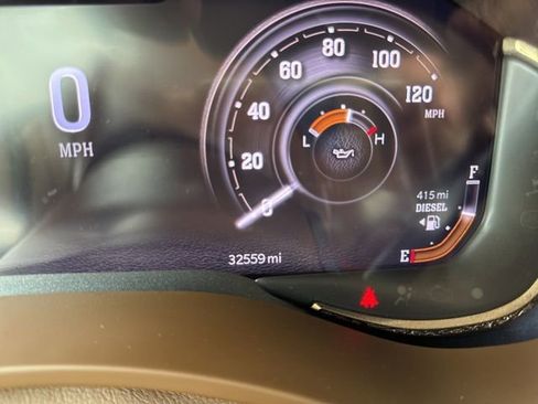 Used 2023 RAM 3500 Limited AWD/4WD image 18