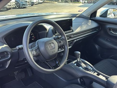Used 2025 Honda HR-V LX image 23