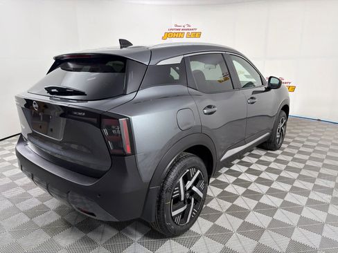 New 2026 Nissan Kicks SV image 6