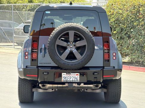 Used 2024 Land Rover Defender 110 X-Dynamic SE AWD/4WD image 6