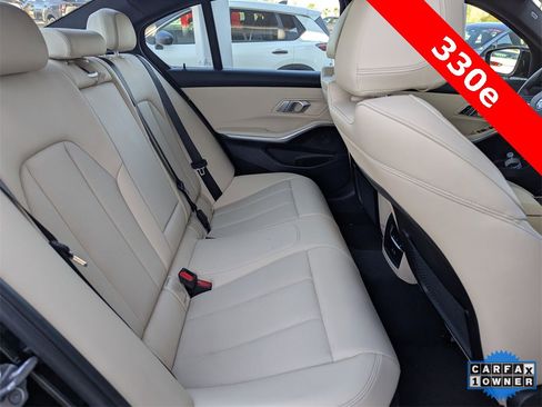 Used 2023 BMW 330e 330e iPerformance w/ Premium Package image 18
