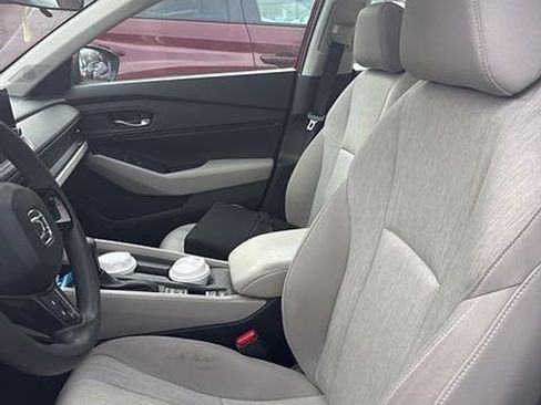 Used 2023 Honda Accord EX image 7
