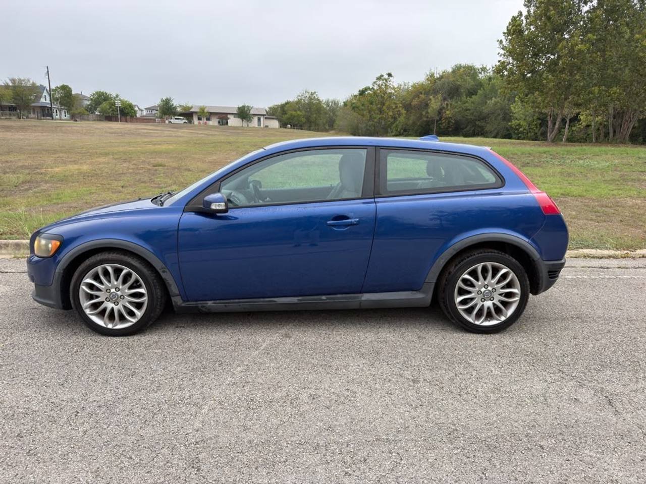 Used 2008 Volvo C30 T5 Version 2.0 FWD image 1