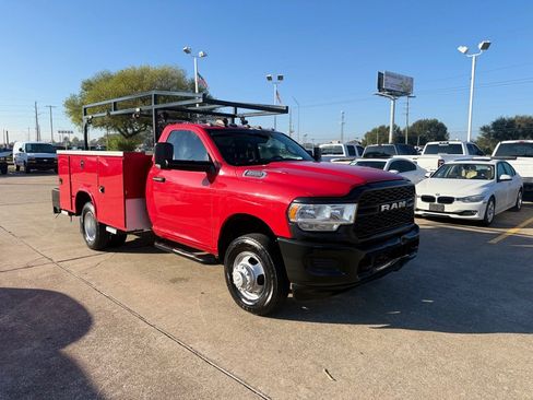 Used 2019 RAM 3500 Tradesman image 4