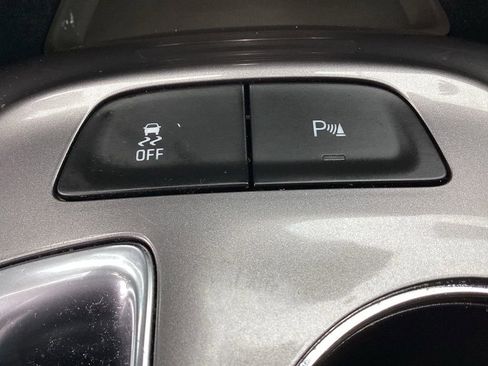 Used 2024 Chevrolet Malibu LT image 36