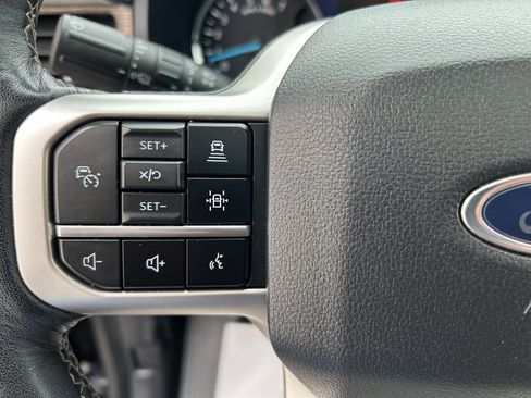 Used 2024 Ford Expedition Max Limited image 25