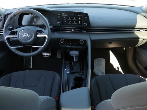 New 2026 Hyundai Elantra Sport image 21