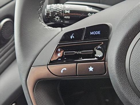New 2026 Hyundai Elantra SEL Sport FWD image 15