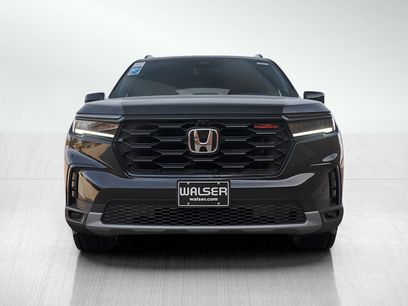 New 2025 Honda Pilot TrailSport