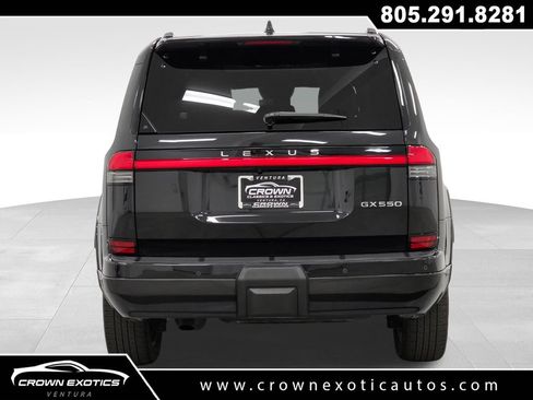 Used 2025 Lexus GX 550 w/ Accessory Package (2T) AWD/4WD image 6
