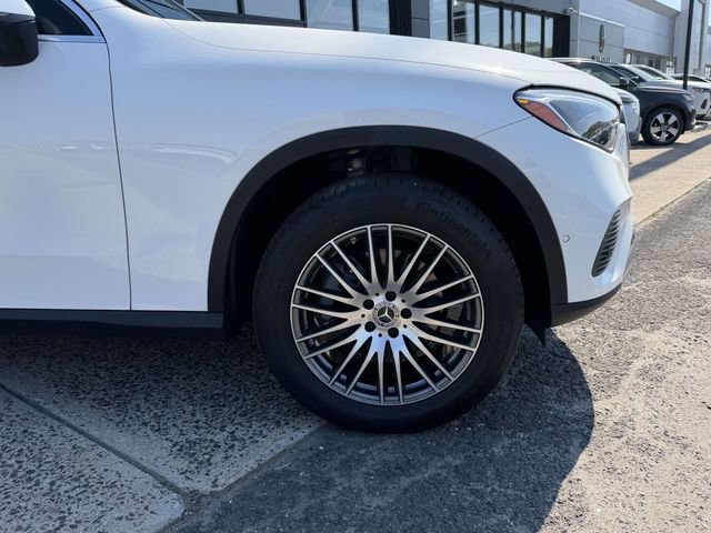 Used 2023 Mercedes-Benz GLC 300 4MATIC image 6