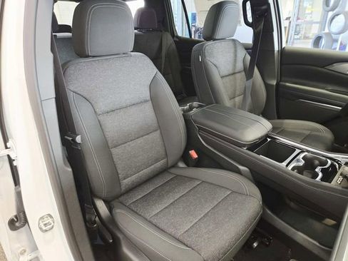 New 2026 Chevrolet Traverse LT w/ Midnight/Sport Edition FWD image 14