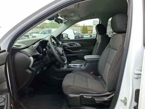 Used 2019 Chevrolet Traverse LS AWD/4WD image 13