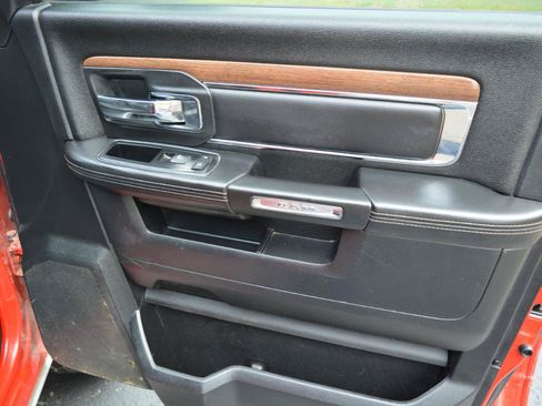 Used 2015 RAM 2500 Laramie AWD/4WD image 15